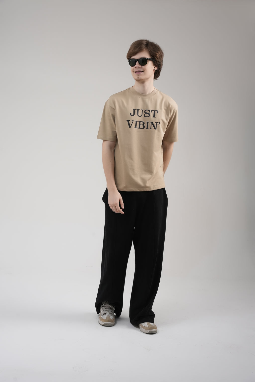 Beige – “JUST VIBIN”