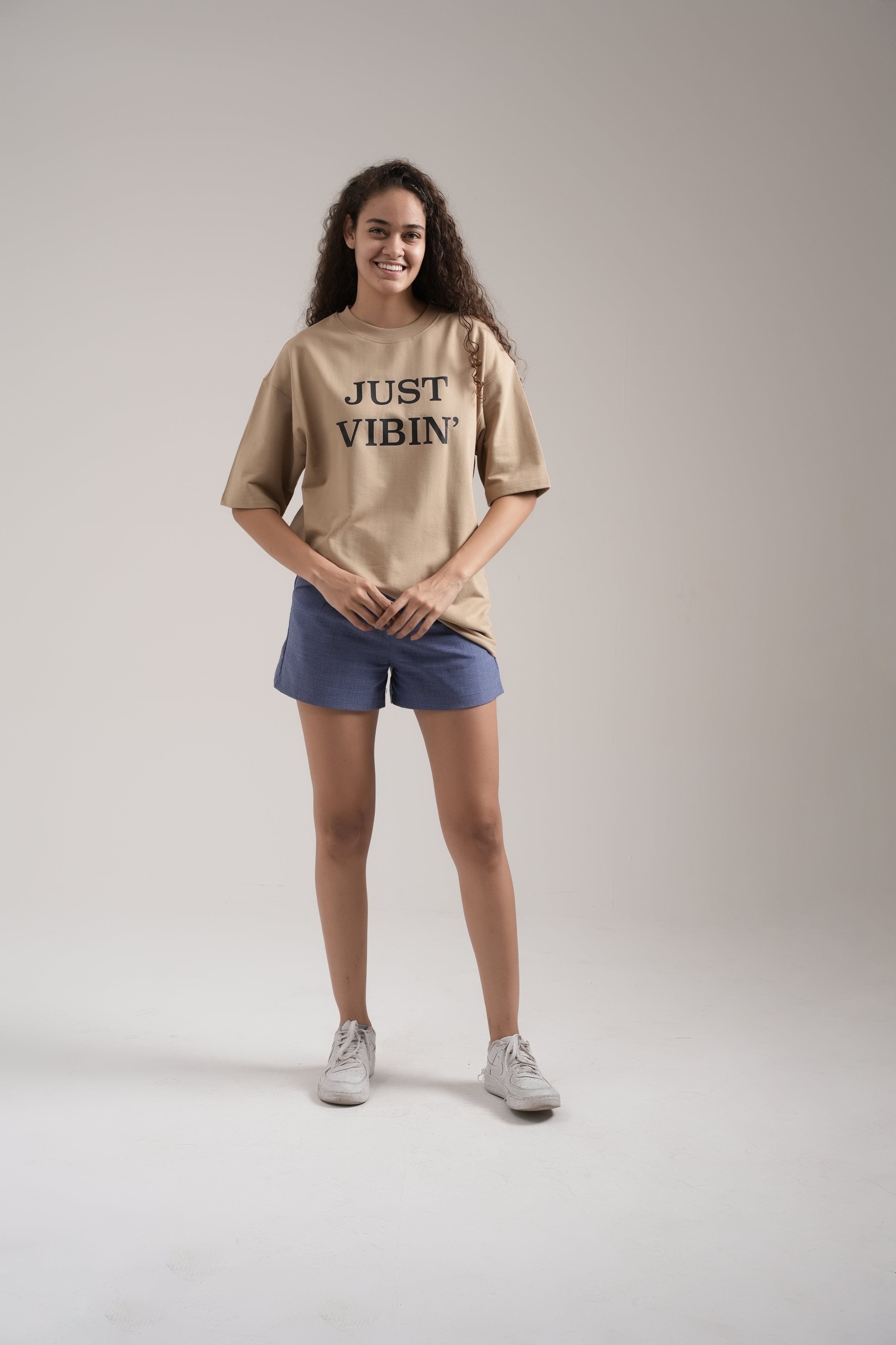 Beige – “JUST VIBIN”