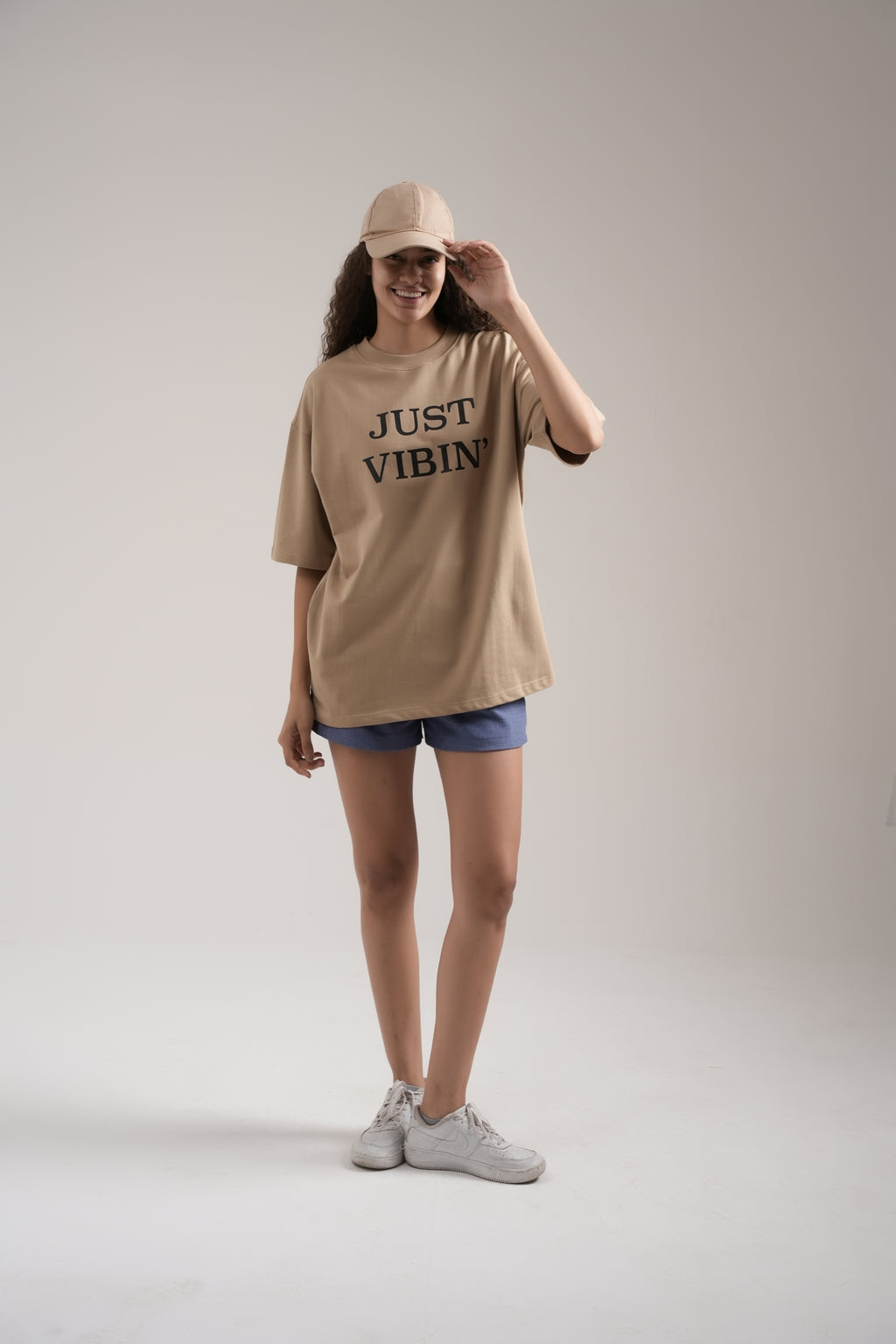 Beige – “JUST VIBIN”